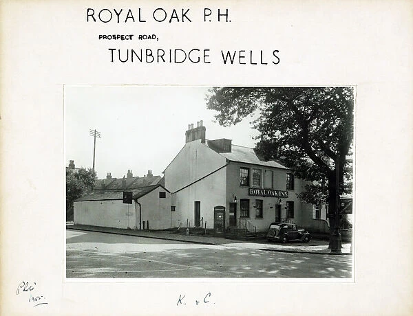 Photograph of Royal Oak PH, Tunbridge Wells, Kent