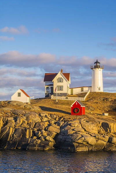 USA, Maine, York Beach, Nubble Light lighthouse