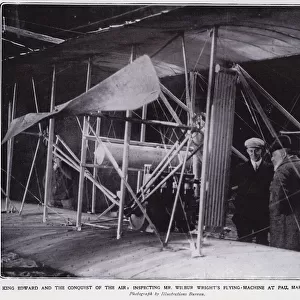 King Edward VII with the American aviation pioneer, Wilbur Wright and his flying machine, March 1909 (b / w photo)