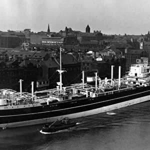 Ship La Sierra on the River Tyne